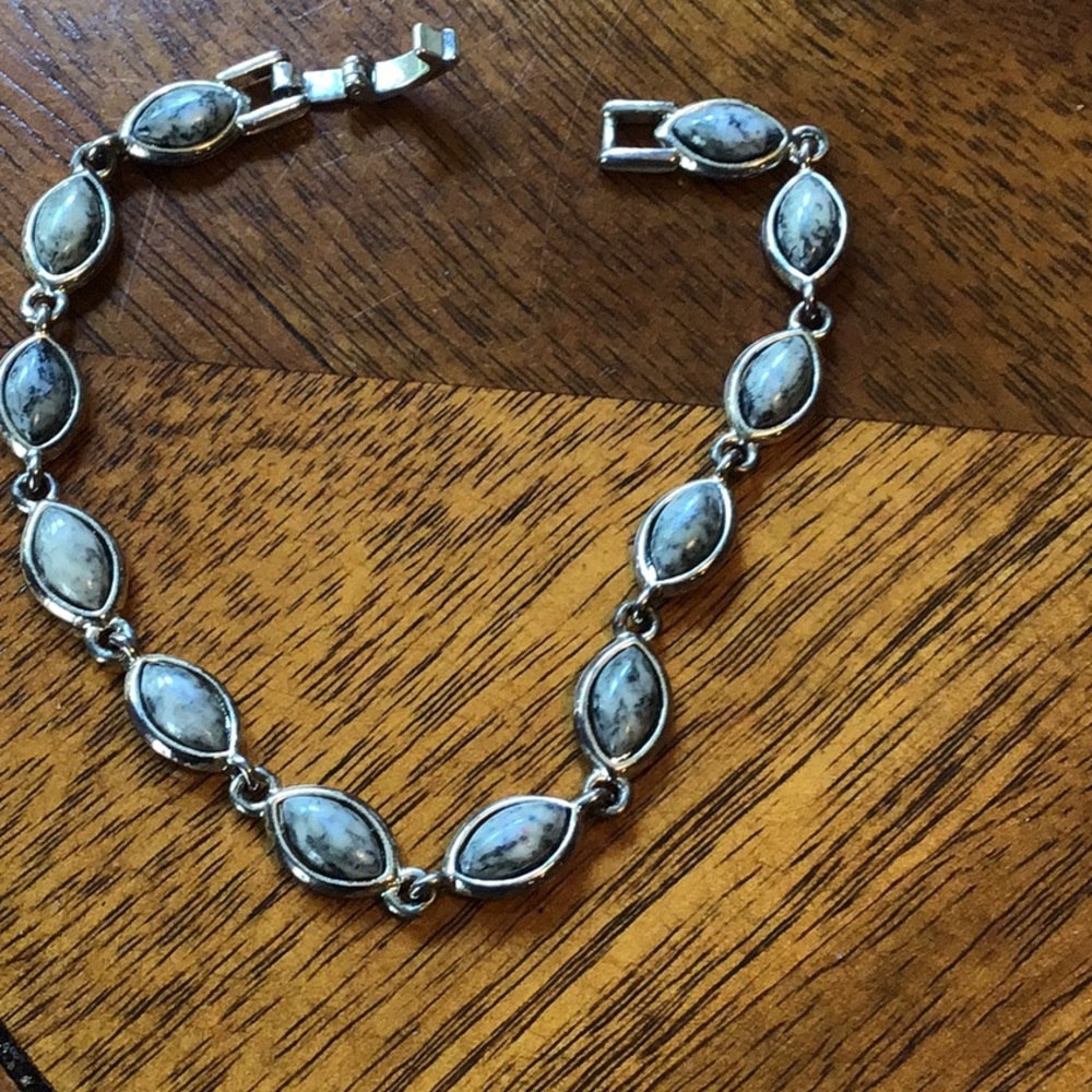 Super cute LC bracelet